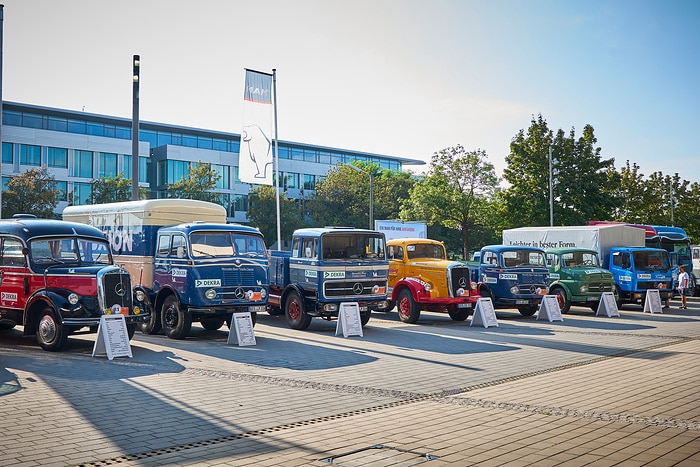 Anniversary tour: Eight truck and bus legends from Mercedes-Benz and Setra at the 20th Germany tour for historic commercial vehicles