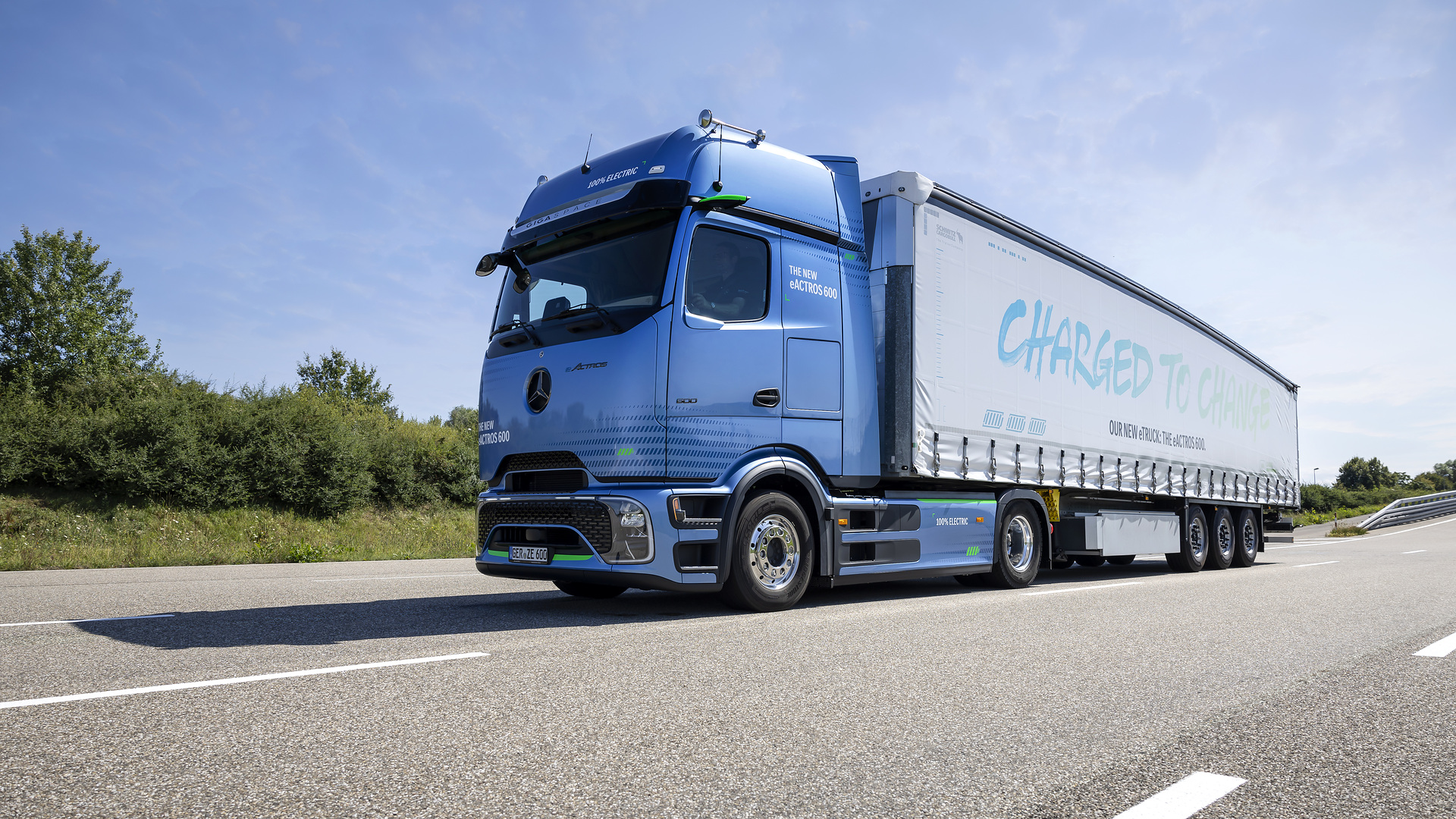 The battery-electric Mercedes-Benz eActros 600 long-haul truck is Daimler Truck’s IAA Transportation 2024 highlight. Mercedes-Benz eActros 600