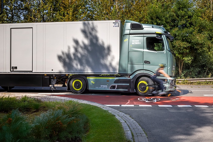 Mercedes-Benz Actros L