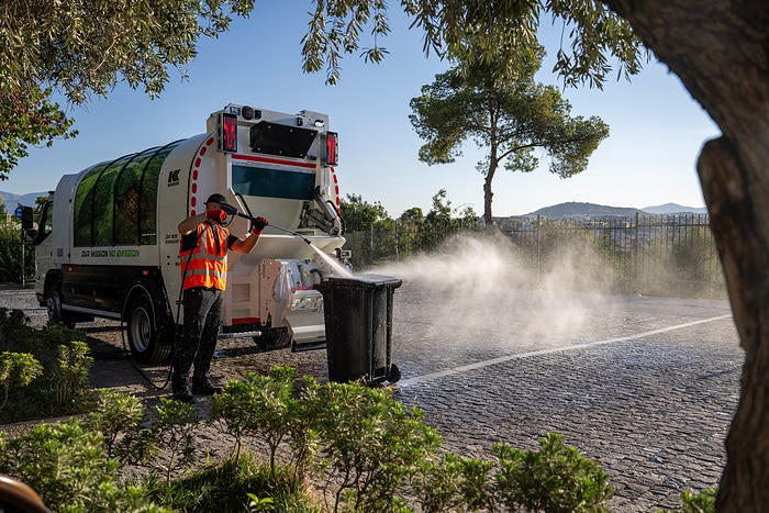 Elektromobilität für alle Anwendungsgebiete: FUSO zeigt auf der IAA Transportation den vollelektrischen eCanter mit vielfältigen Aufbauvarianten und neuesten Sicherheitsfeatures
