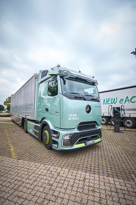 Daimler Truck at the IAA Transportation 2024 - Driving Experience