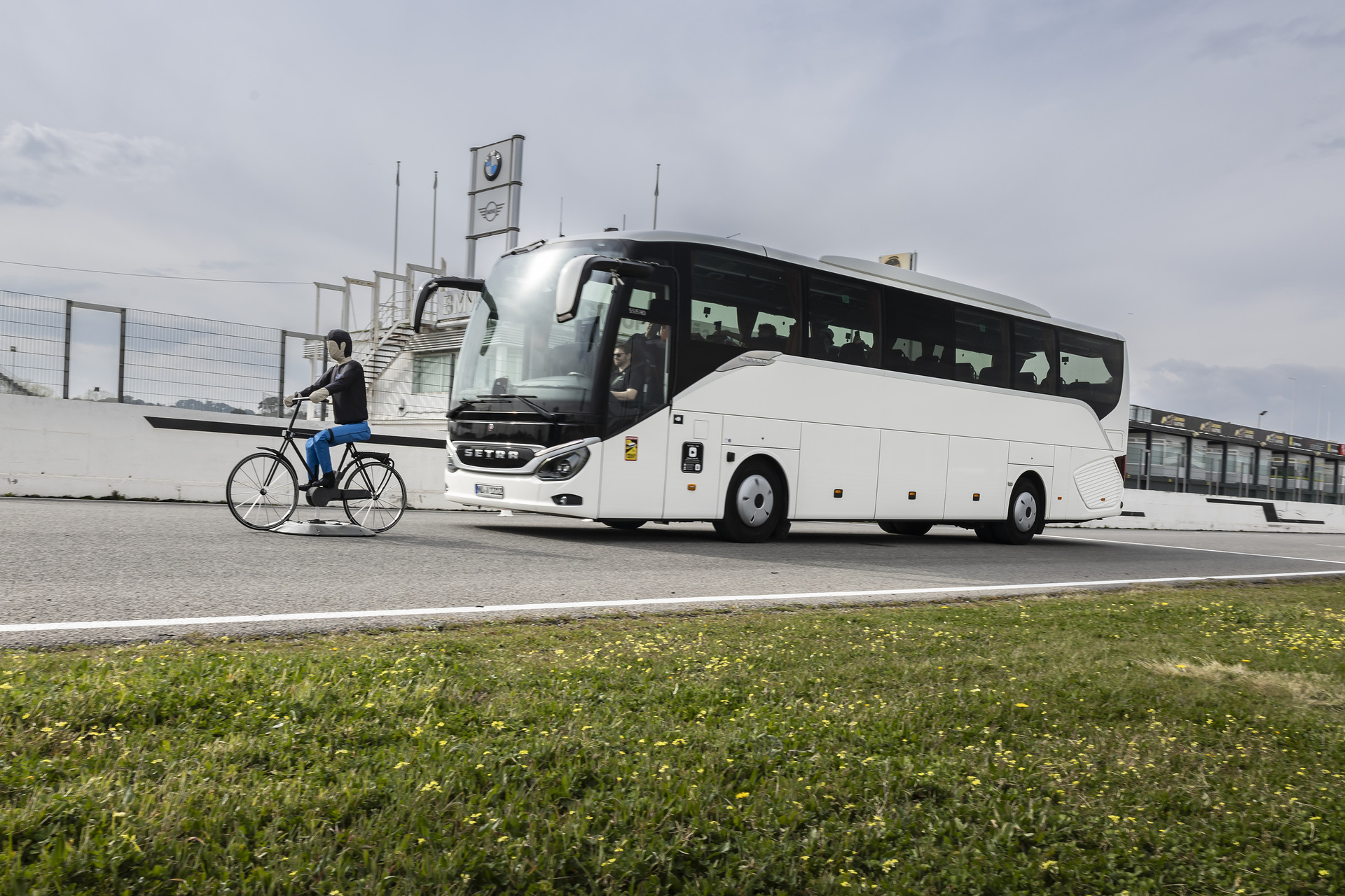 Driving Experience 2024 - Setra - Reisebusse - ComfortClass 500 - CC 500 - S 515 HD - Modul 6 - Active Break Assist (ABA 6) Daimler Buses at FIAA 2024