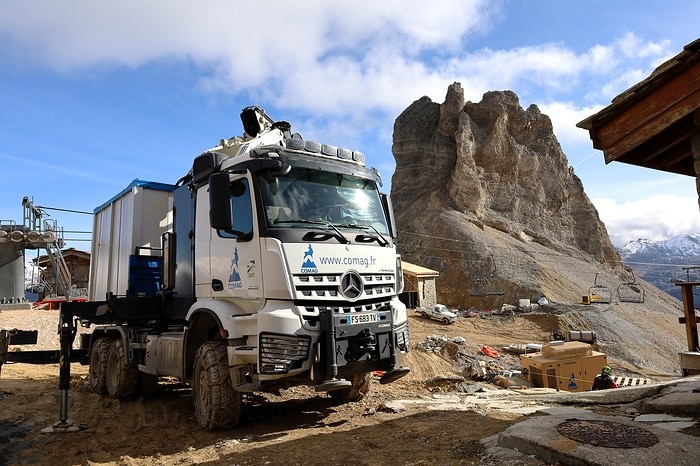 Ski lifts in summer? What the Mercedes-Benz Arocs has to do with it.
