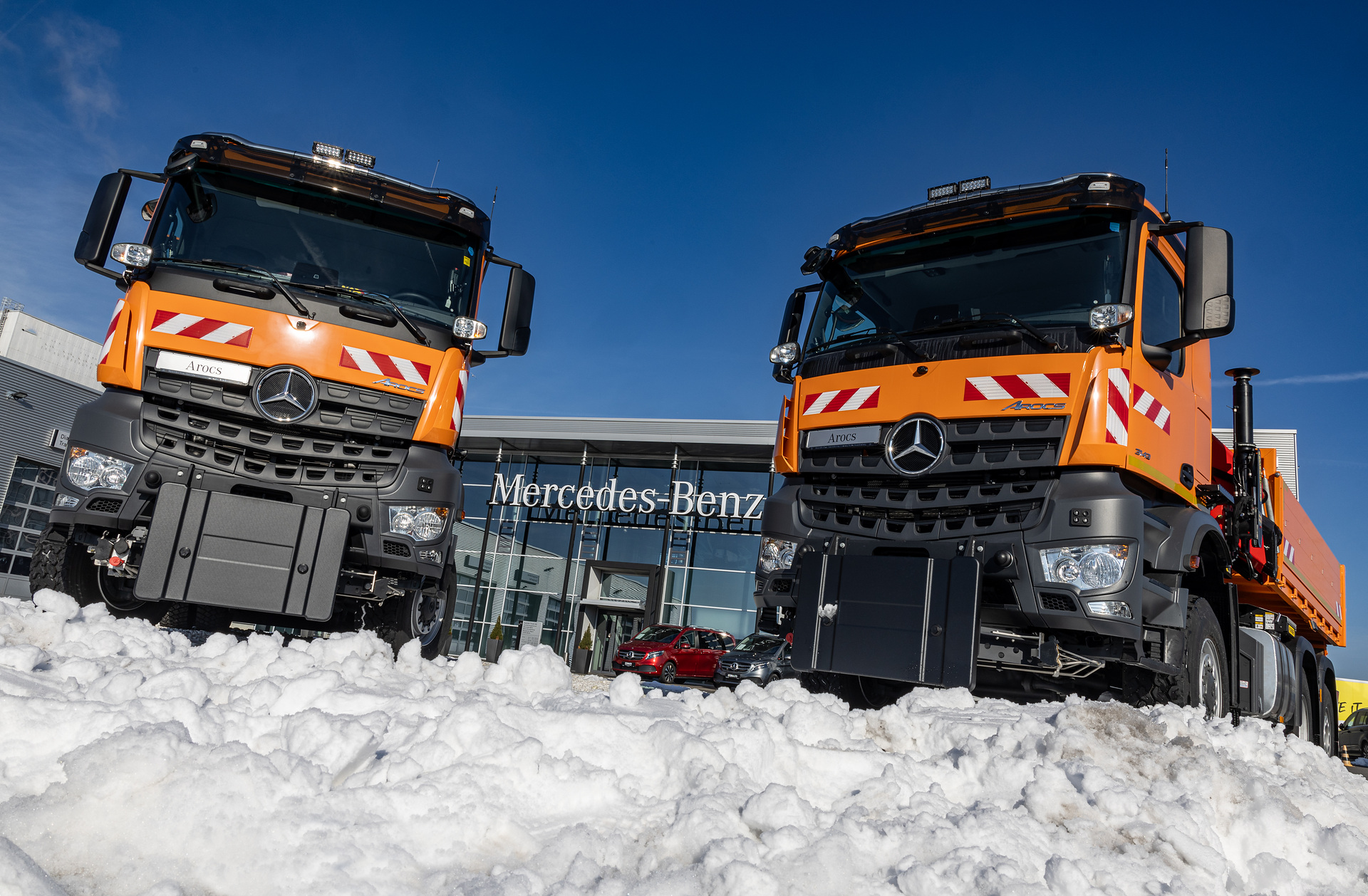 Mercedes-Benz Trucks delivers the first 51 out of 109 Mercedes Benz Arocs to the Autobahn GmbH Mercedes-Benz Trucks delivers the first 51 out of 109 Mercedes Benz Arocs to the Autobahn GmbH