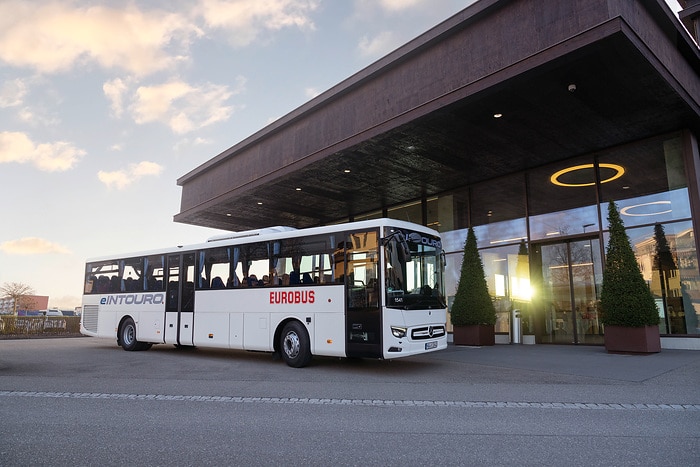 First customer test drive of the eIntouro: fully electric with EUROBUS to Europa-Park