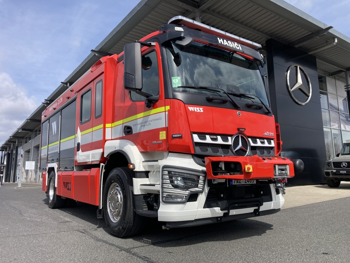 New Mercedes-Benz Arocs for the Prague fire brigade New Mercedes-Benz Arocs for the Prague fire brigade