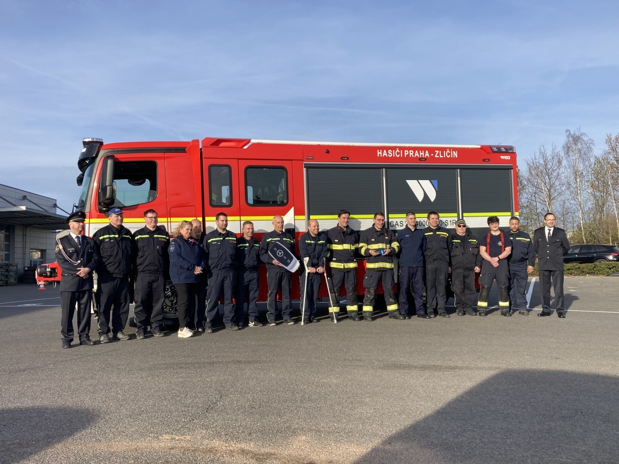 New Mercedes-Benz Arocs for the Prague fire brigade New Mercedes-Benz Arocs for the Prague fire brigade