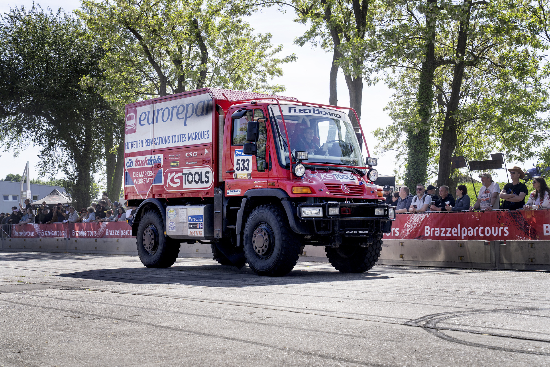 Brazzeltag Speyer, Mercedes-Benz Trucks Classics Mercedes-Benz Trucks Classic begeistern beim Brazzeltag 2025 – Technikgeschichte zum Anfassen und Mitfahren