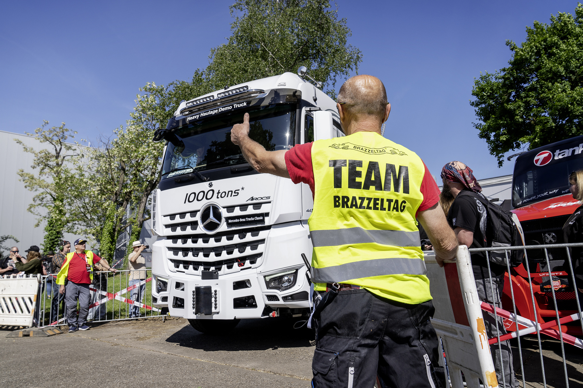 Brazzeltag Speyer, Mercedes-Benz Trucks Classics Mercedes-Benz Trucks Classic begeistern beim Brazzeltag 2025 – Technikgeschichte zum Anfassen und Mitfahren