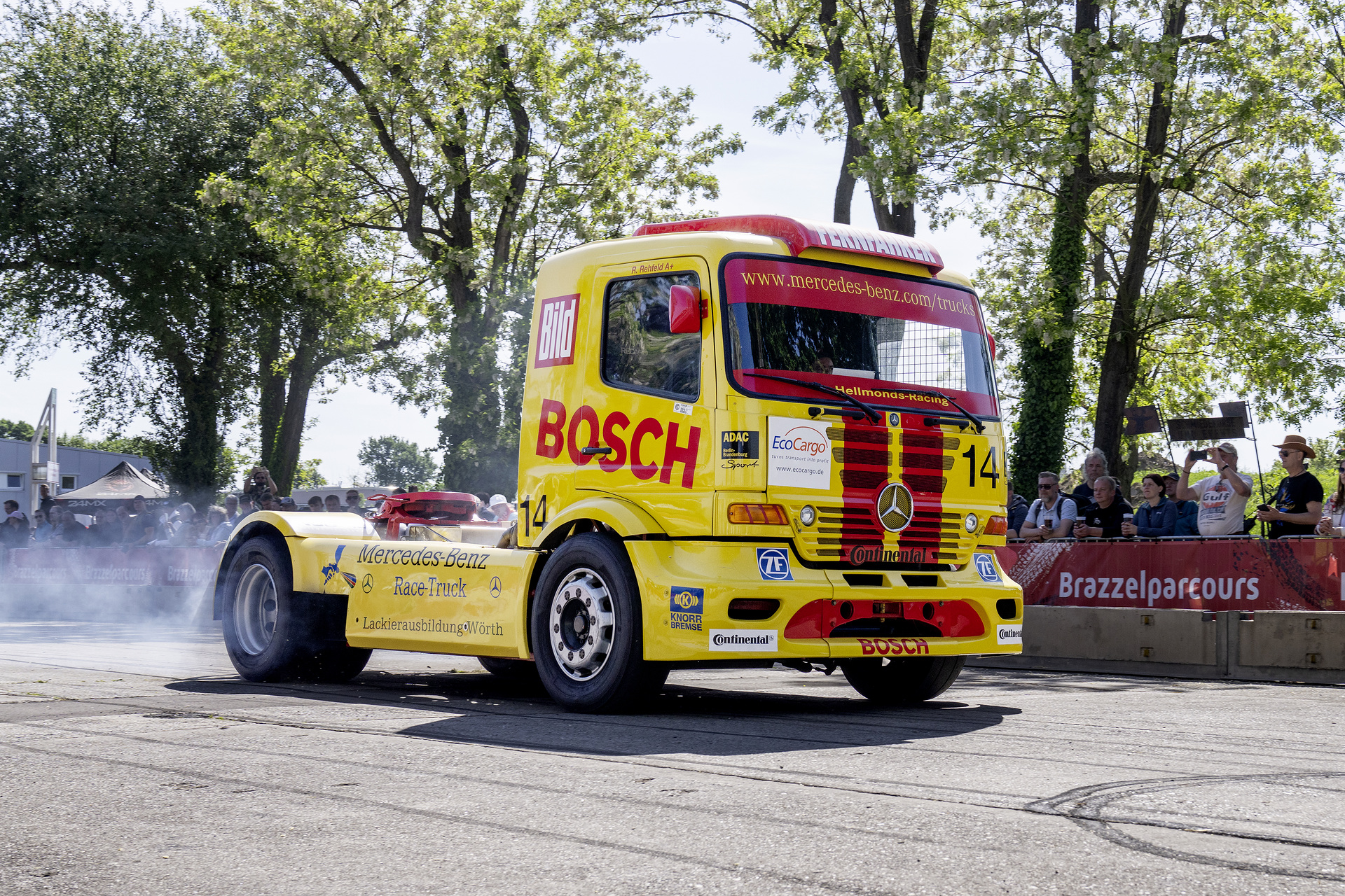 Brazzeltag Speyer, Mercedes-Benz Trucks Classics Mercedes-Benz Trucks Classic begeistern beim Brazzeltag 2025 – Technikgeschichte zum Anfassen und Mitfahren