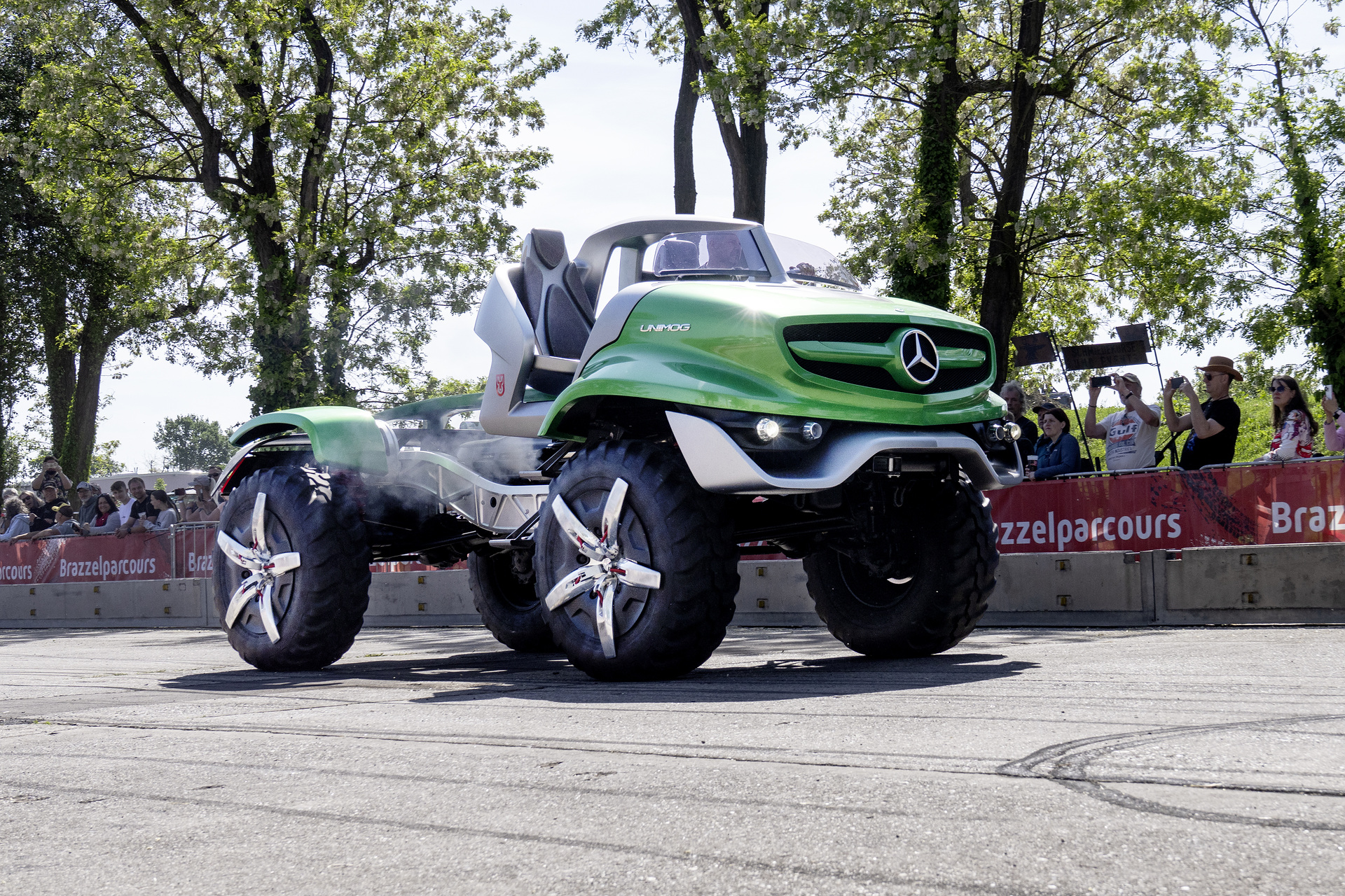 Brazzeltag Speyer, Mercedes-Benz Trucks Classics Mercedes-Benz Trucks Classic begeistern beim Brazzeltag 2025 – Technikgeschichte zum Anfassen und Mitfahren