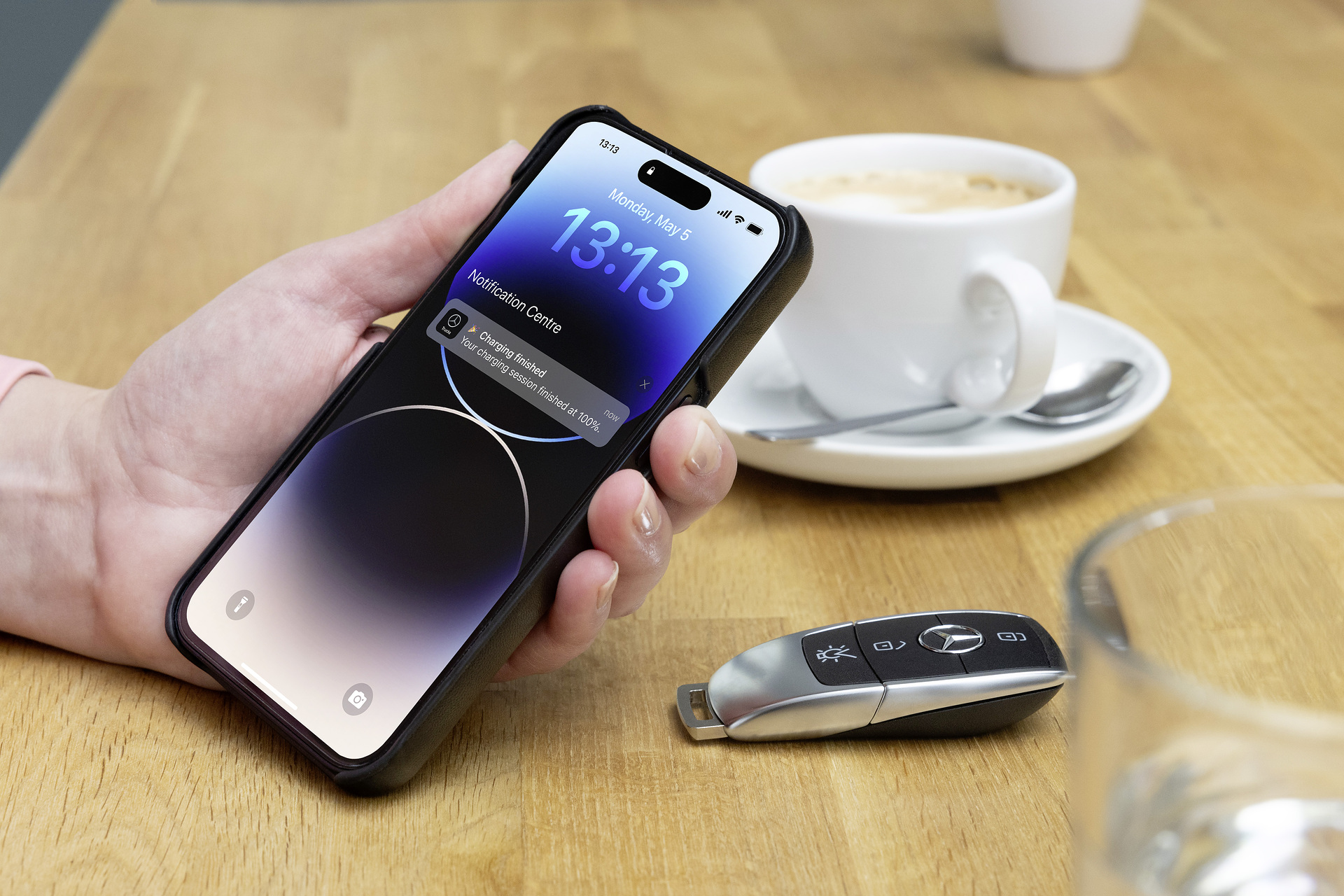 Mercedes-Benz Trucks Remote 3.0 App: den eActros 600 via Mobiltelefon immer fest im Blick Mercedes-Benz Trucks Remote 3.0 App: den eActros 600 via Mobiltelefon immer fest im Blick