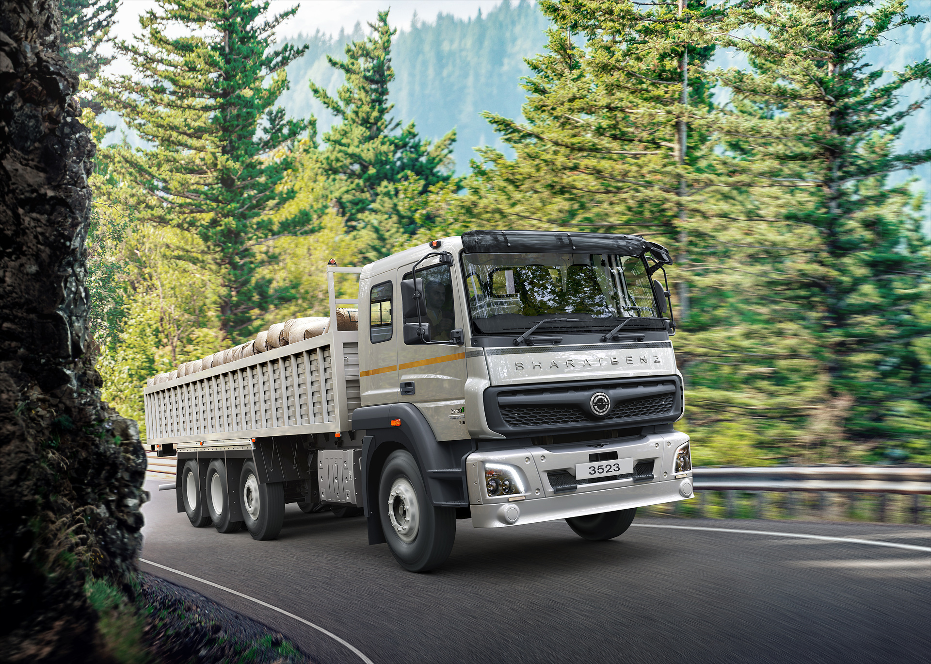 Daimler Truck brand BharatBenz reaches milestone: 200,000 vehicles for the Indian market