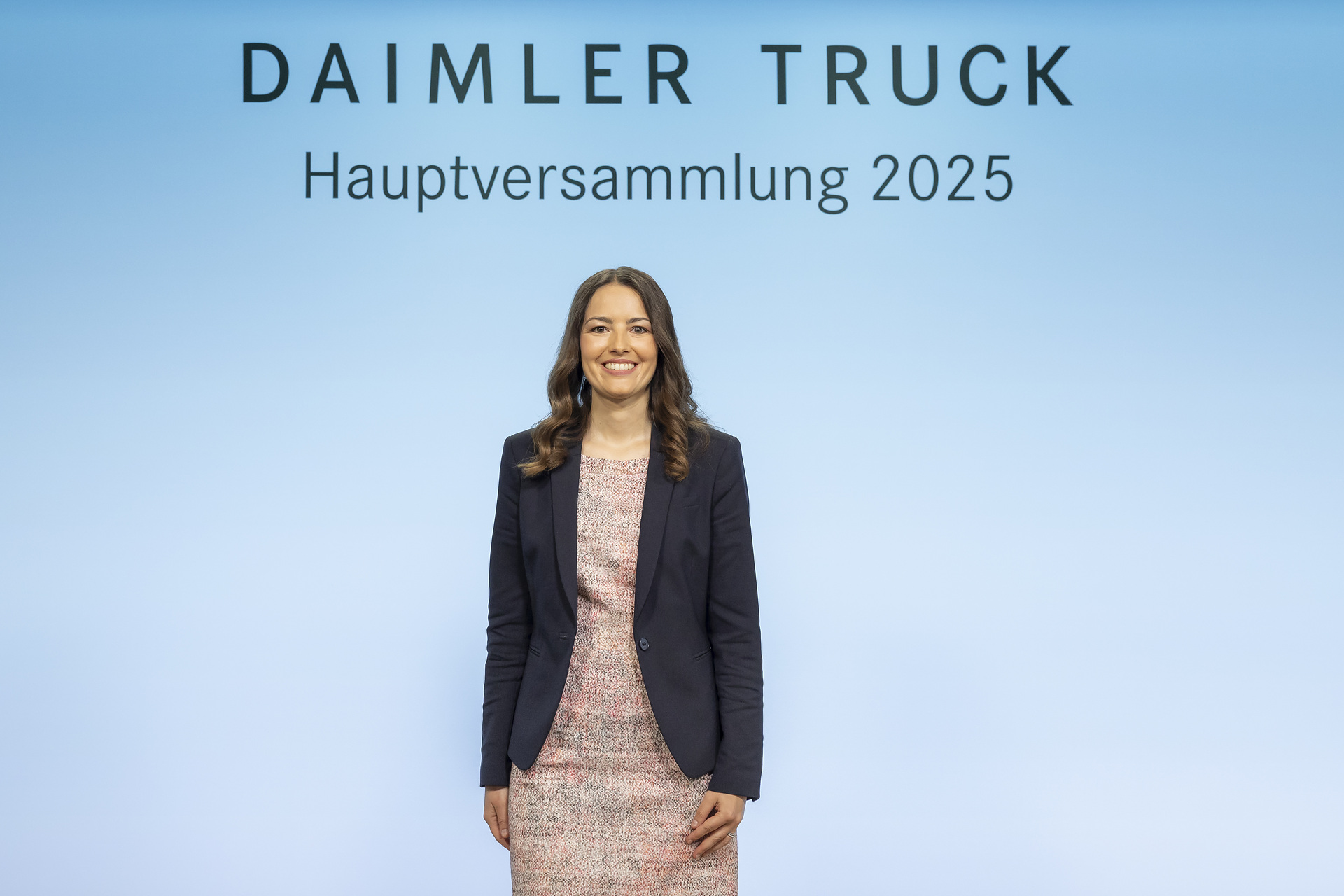 Eva Scherer, Mitglied des Vorstands der Daimler Truck Holding AG, verantwortlich für Finanzen und Controlling Daimler Truck Hauptversammlung 2025