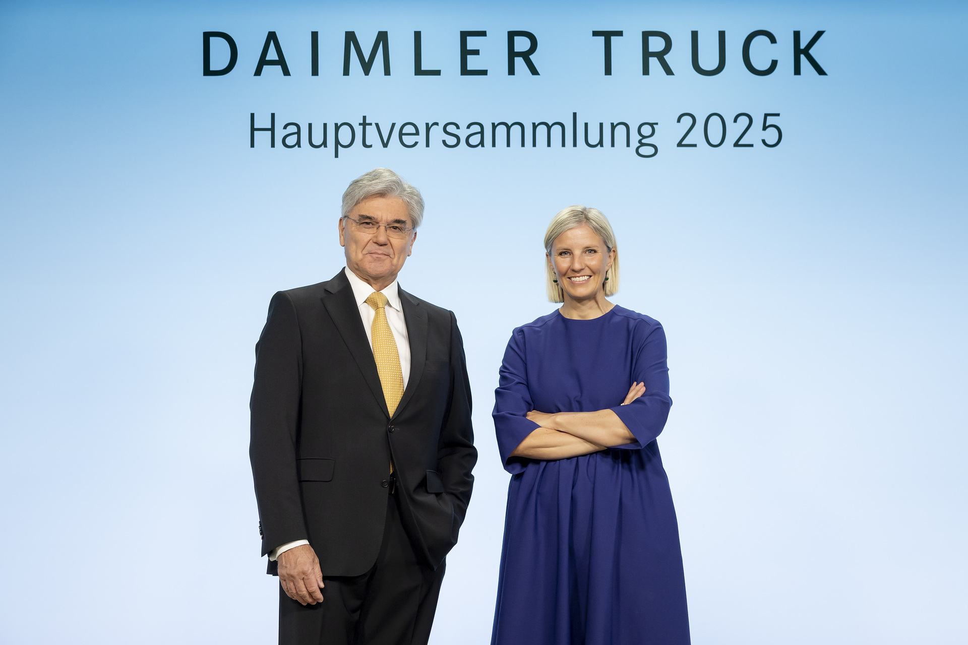 Karin Rådström, Vorsitzende des Vorstands der Daimler Truck Holding AG, und Joe Kaeser, Aufsichtsratsvorsitzender der Daimler Truck Holding AG Daimler Truck Hauptversammlung 2025