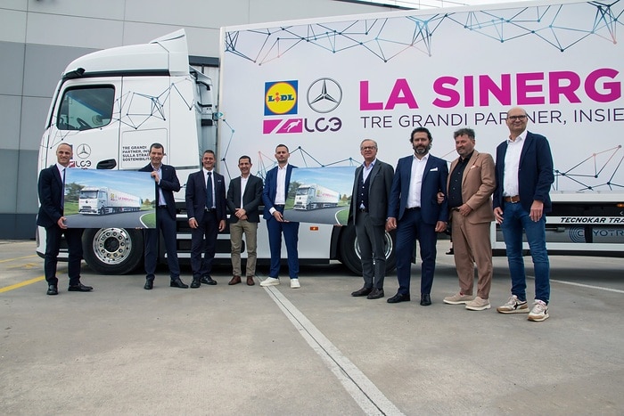Lidl receives the first eActros 600 in Italy to start a new era of sustainable transport with Daimler Truck Italia and LC3 Trasporti