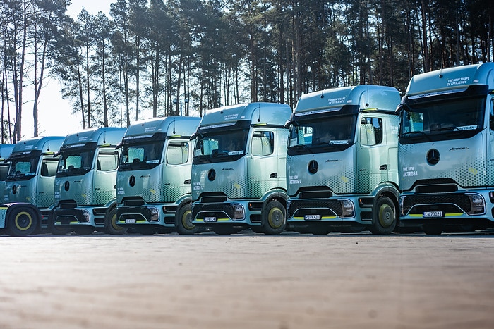 Starker Auftritt in Polen: Neues TruckTraining-Center eröffnet – Show Truck-Kampagne rollt an!