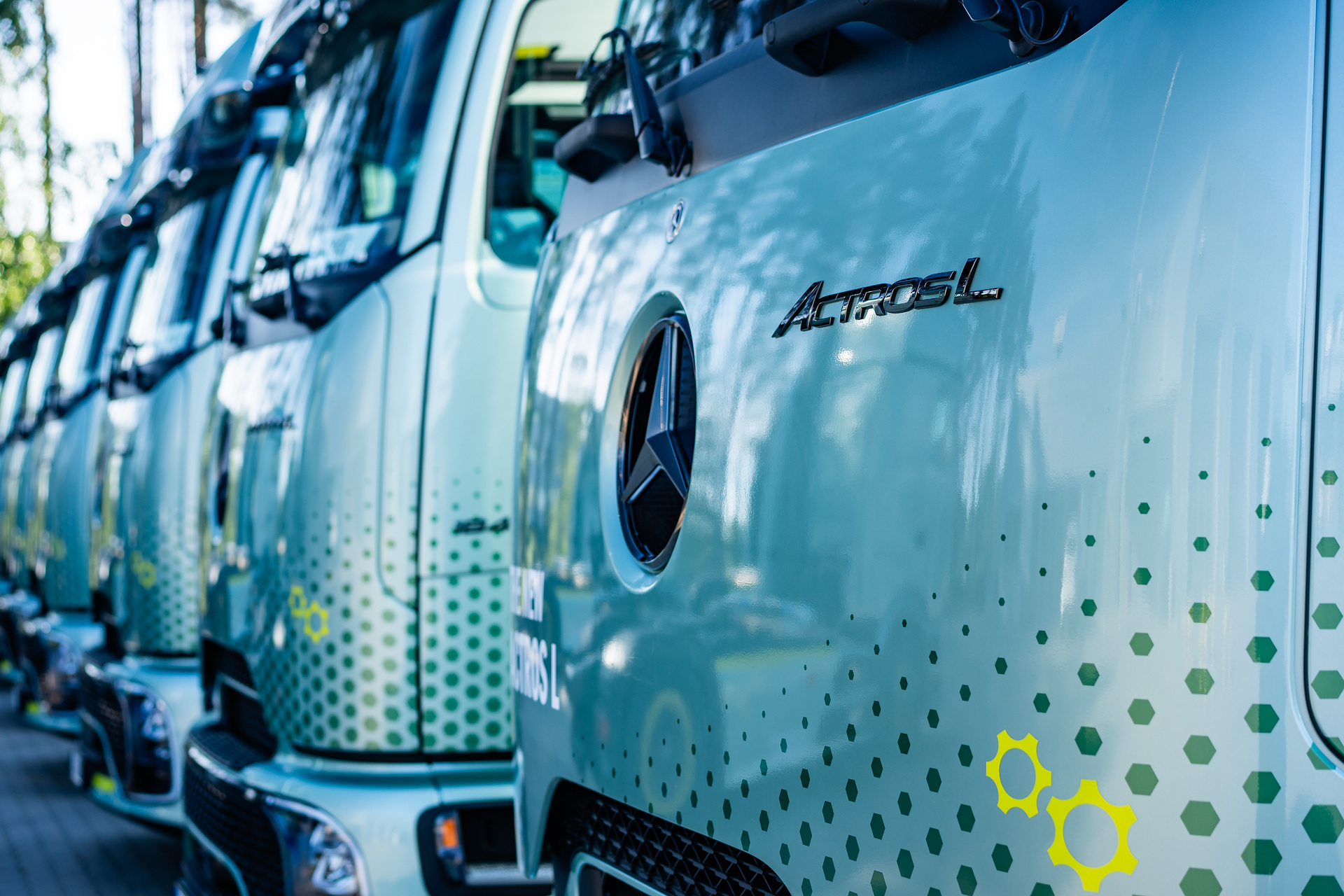 Starker Auftritt in Polen: Neues TruckTraining-Center eröffnet – Show Truck-Kampagne rollt an! Starker Auftritt in Polen: Neues TruckTraining-Center eröffnet – Show Truck-Kampagne rollt an!