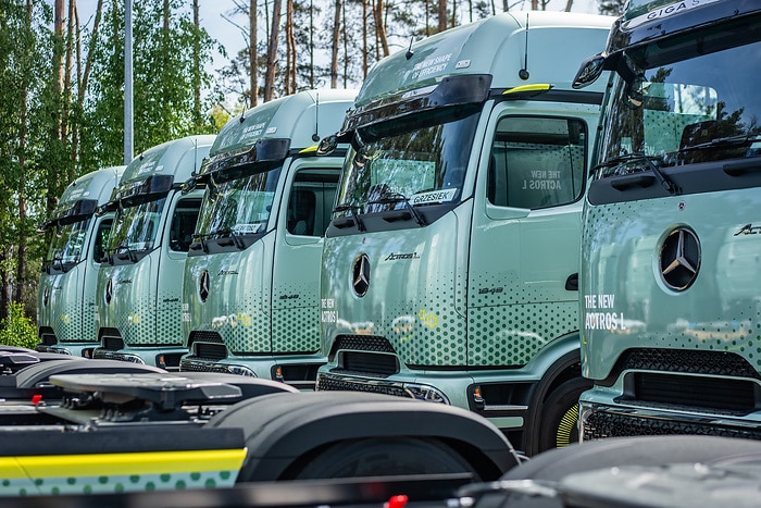 Starker Auftritt in Polen: Neues TruckTraining-Center eröffnet – Show Truck-Kampagne rollt an!