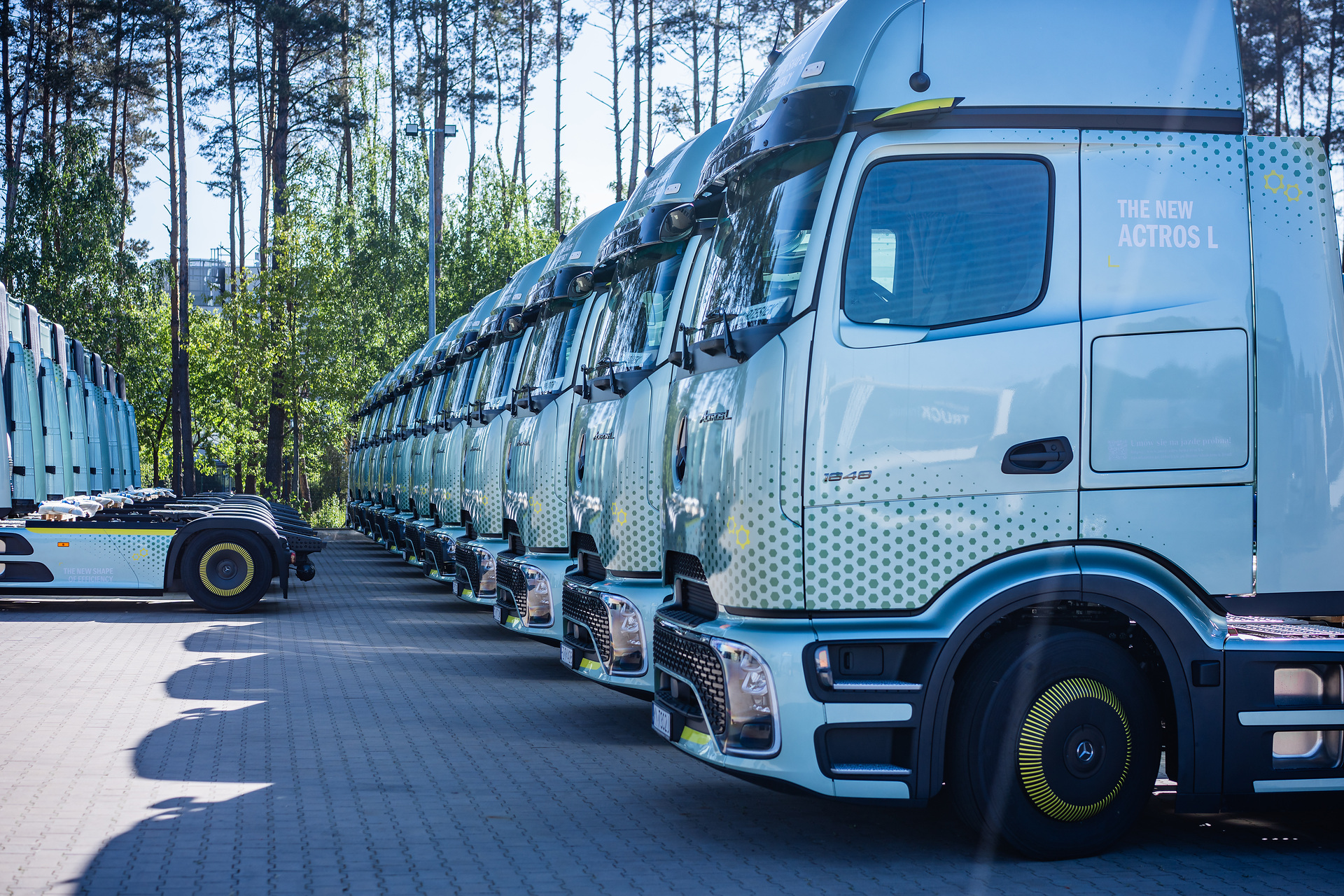 Starker Auftritt in Polen: Neues TruckTraining-Center eröffnet – Show Truck-Kampagne rollt an! Starker Auftritt in Polen: Neues TruckTraining-Center eröffnet – Show Truck-Kampagne rollt an!