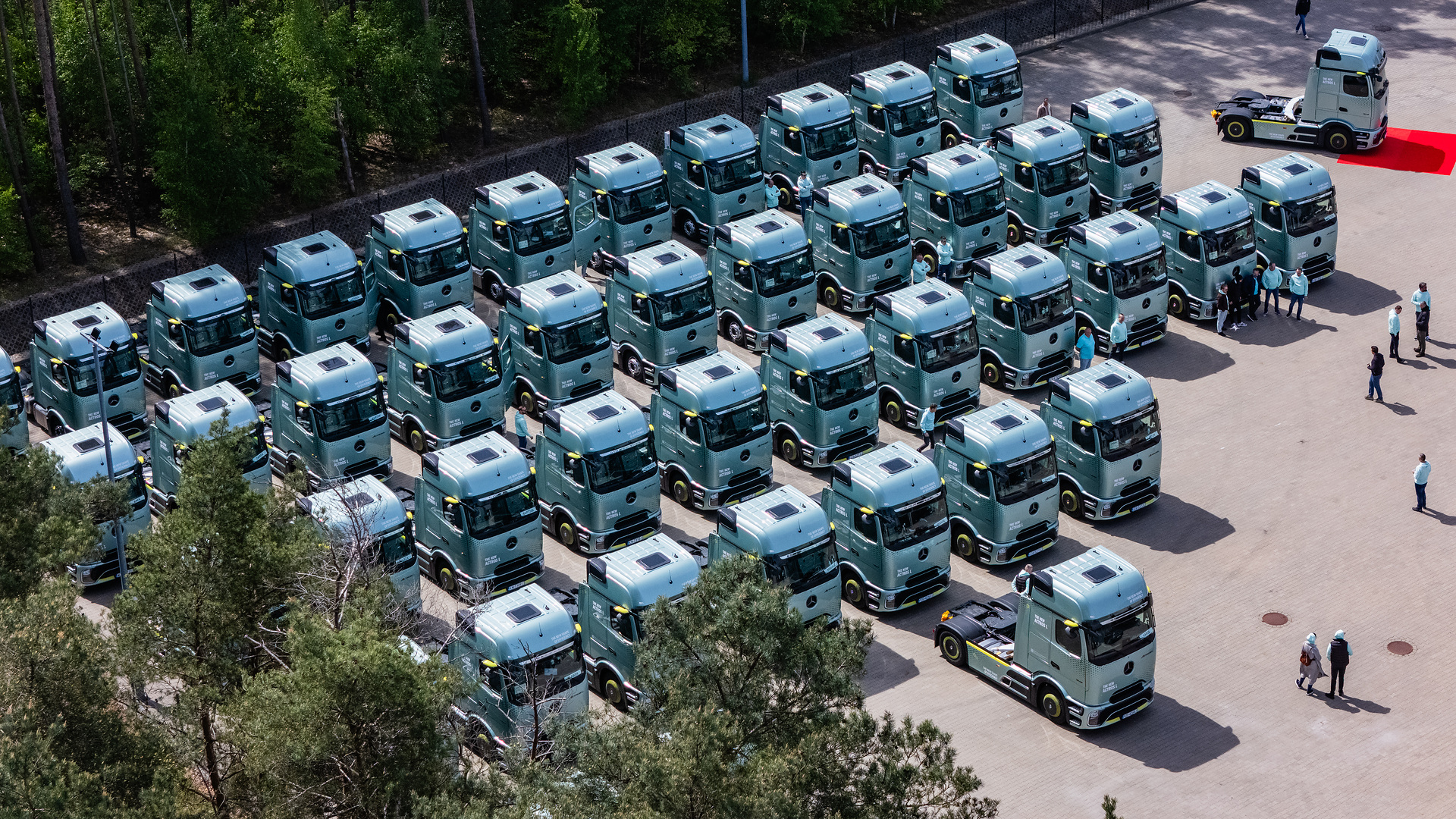 Starker Auftritt in Polen: Neues TruckTraining-Center eröffnet – Show Truck-Kampagne rollt an! Starker Auftritt in Polen: Neues TruckTraining-Center eröffnet – Show Truck-Kampagne rollt an!