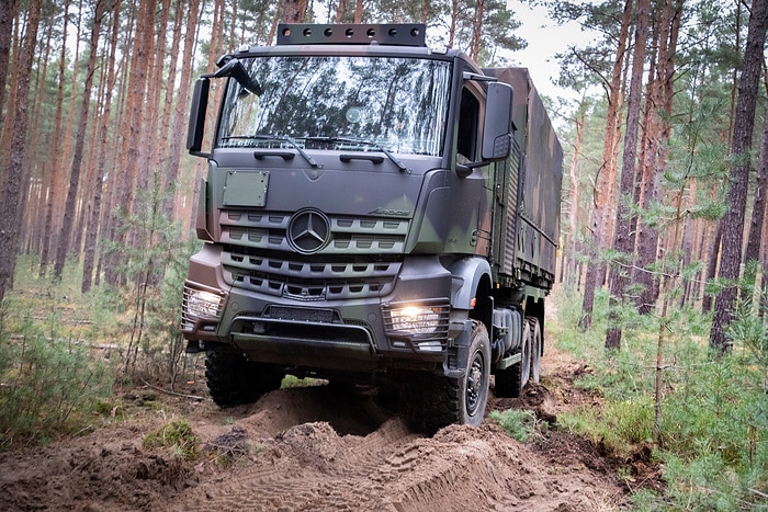 Daimler Truck receives major order from Bundeswehr's mobility service provider BwFuhrparkService