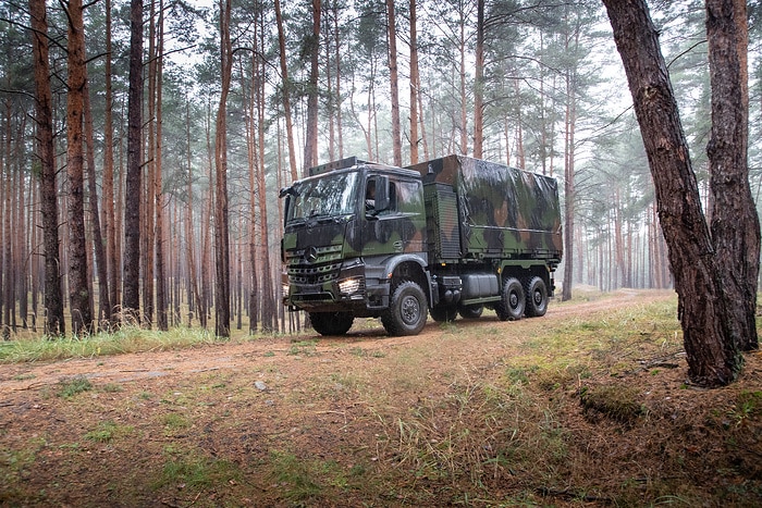 Daimler Truck receives major order from Bundeswehr's mobility service provider BwFuhrparkService