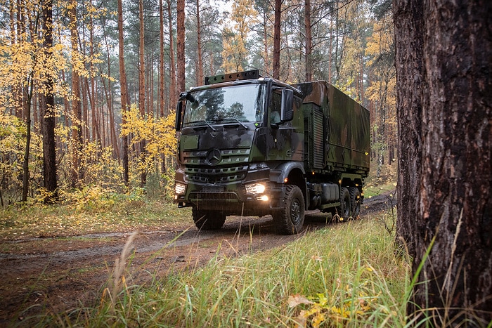 Daimler Truck receives major order from Bundeswehr's mobility service provider BwFuhrparkService