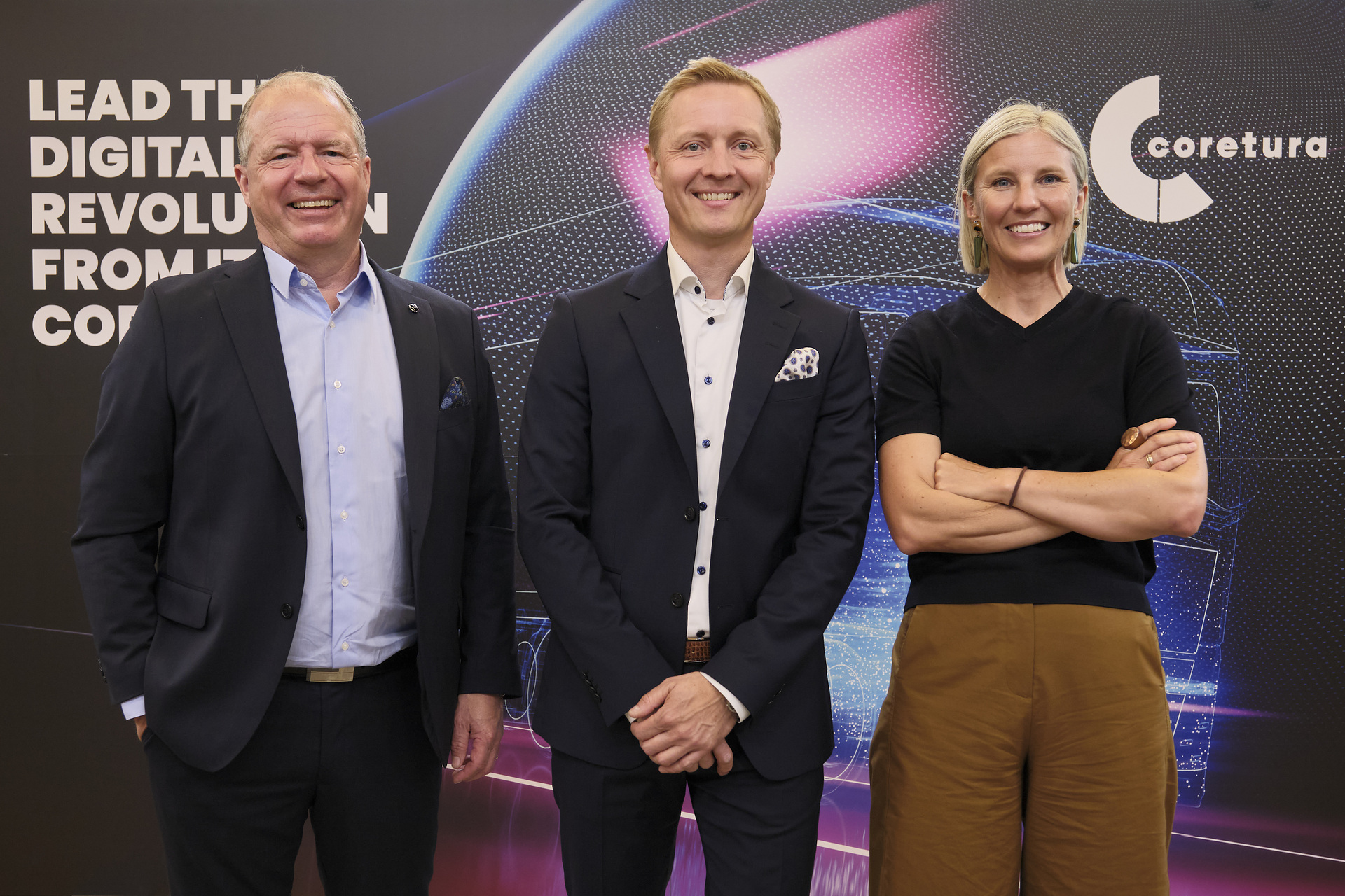 f.l.t.r.: Martin Lundstedt (President and CEO Volvo Group), Johan Lundén (CEO Coretura), Karin Rådström (CEO Daimler Truck AG) Daimler Truck and Volvo Group launch Coretura - a Joint Venture to unlock the digital future of commercial vehicles
