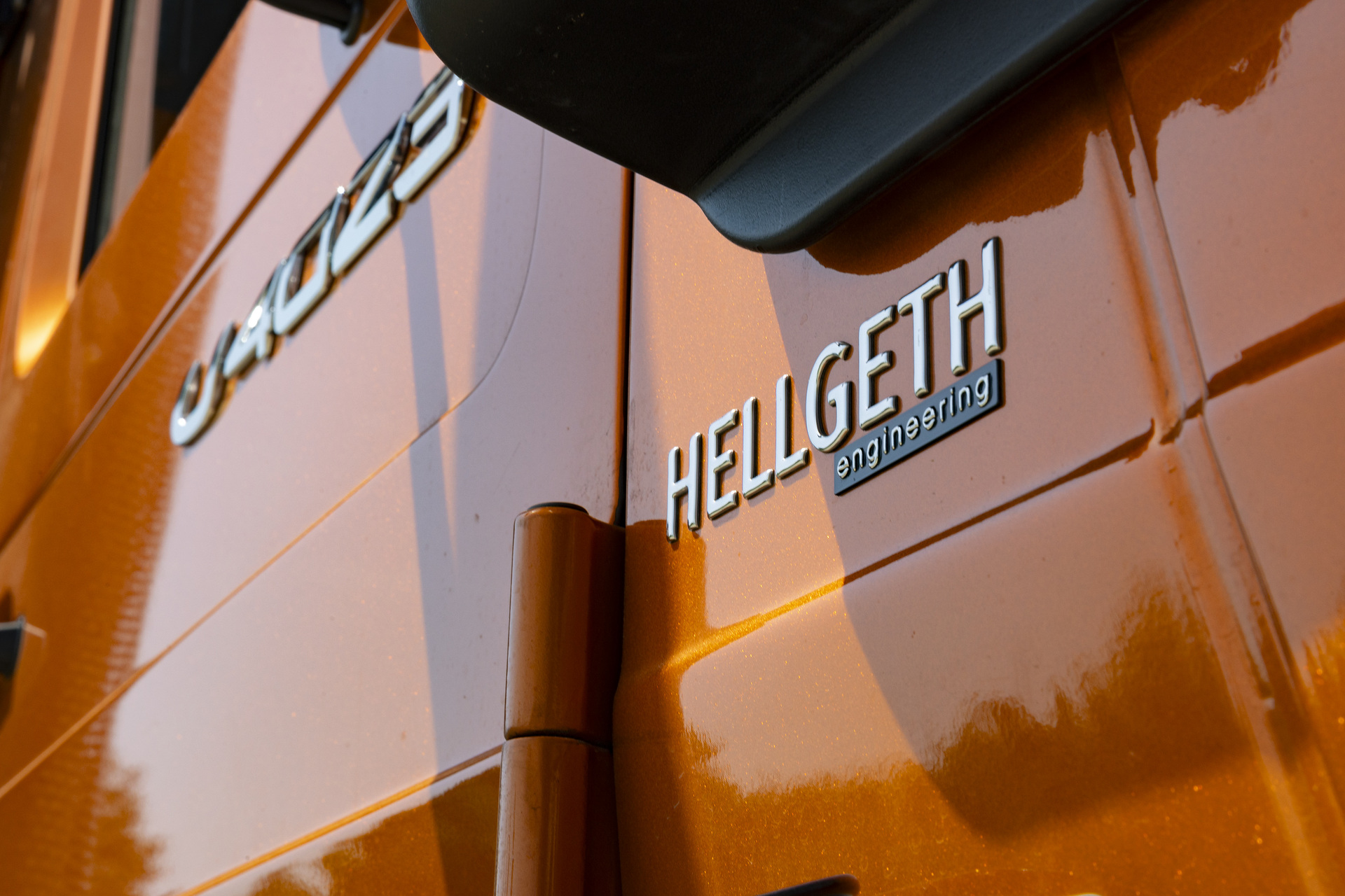 U4023, Tenerex, Hellgeth
U4023, Tenerex, Hellgeth Unimog und Arocs auf der Abenteuer Allrad: Von Bad Kissingen in die Welt