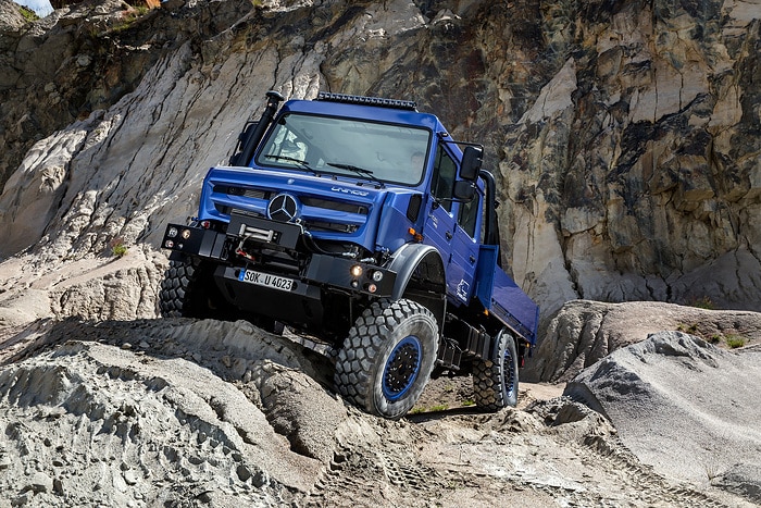 Unimog and Arocs ready for offroad adventures: From Bad Kissingen into the world