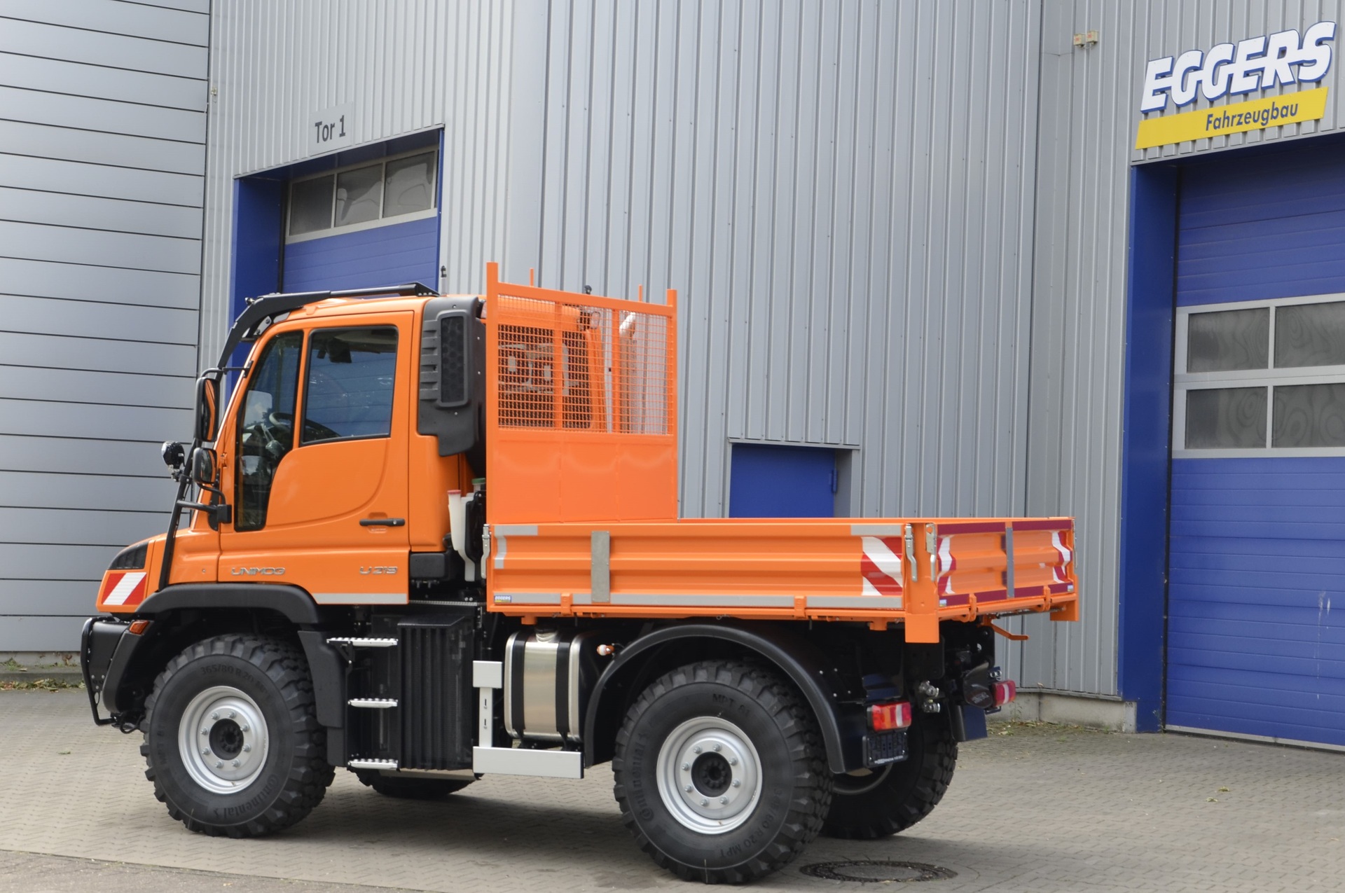 Mercedes-Benz Unimog Low Eine besonders kleine Neuheit: Der Unimog Low