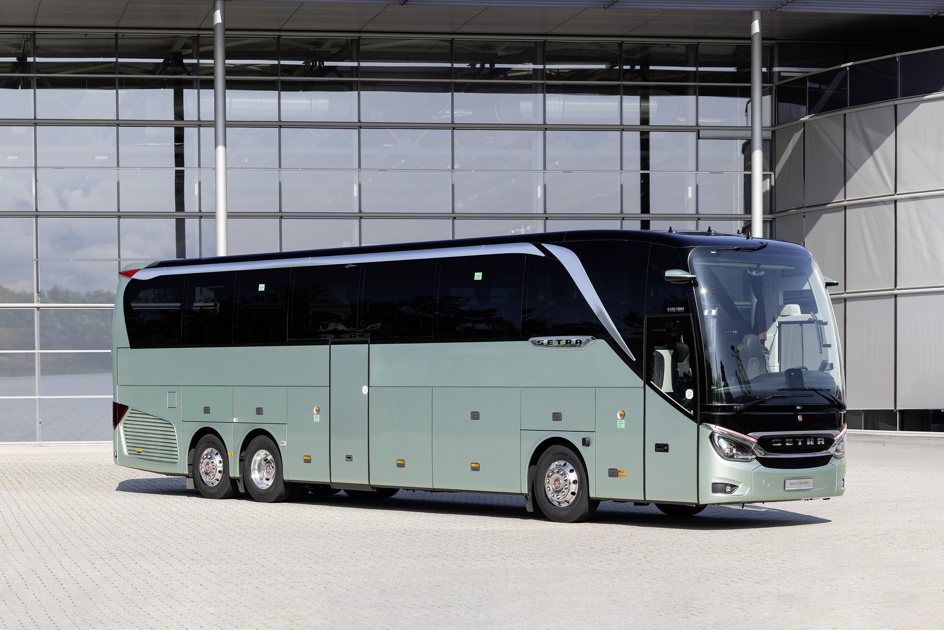 Setra S 516 HDH Test vehicle Setra TopClass S 516 HDH
