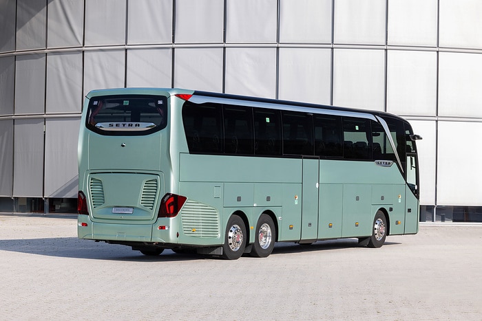 Test vehicle Setra TopClass S 516 HDH