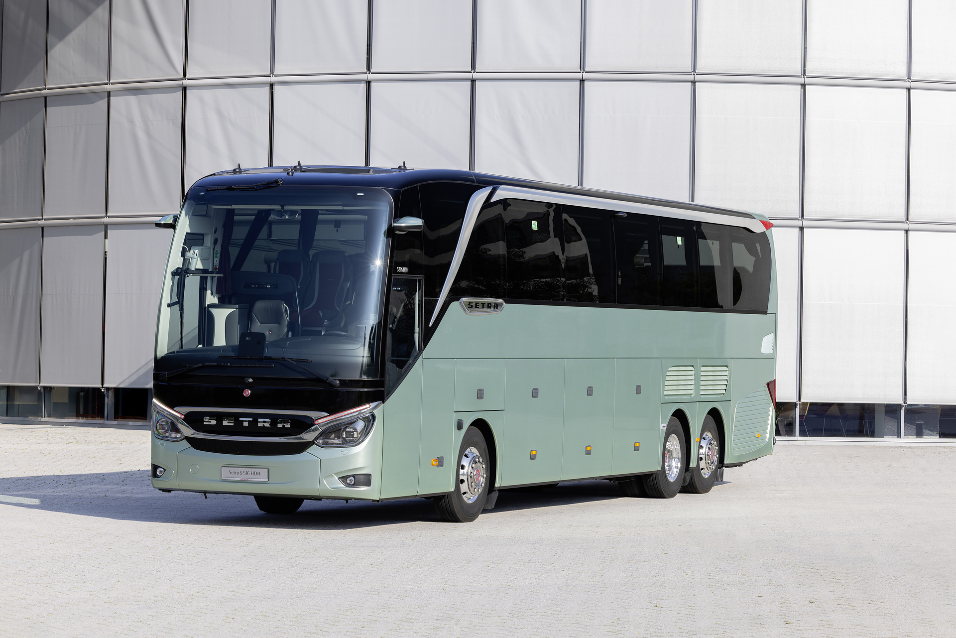 Setra S 516 HDH Test vehicle Setra TopClass S 516 HDH