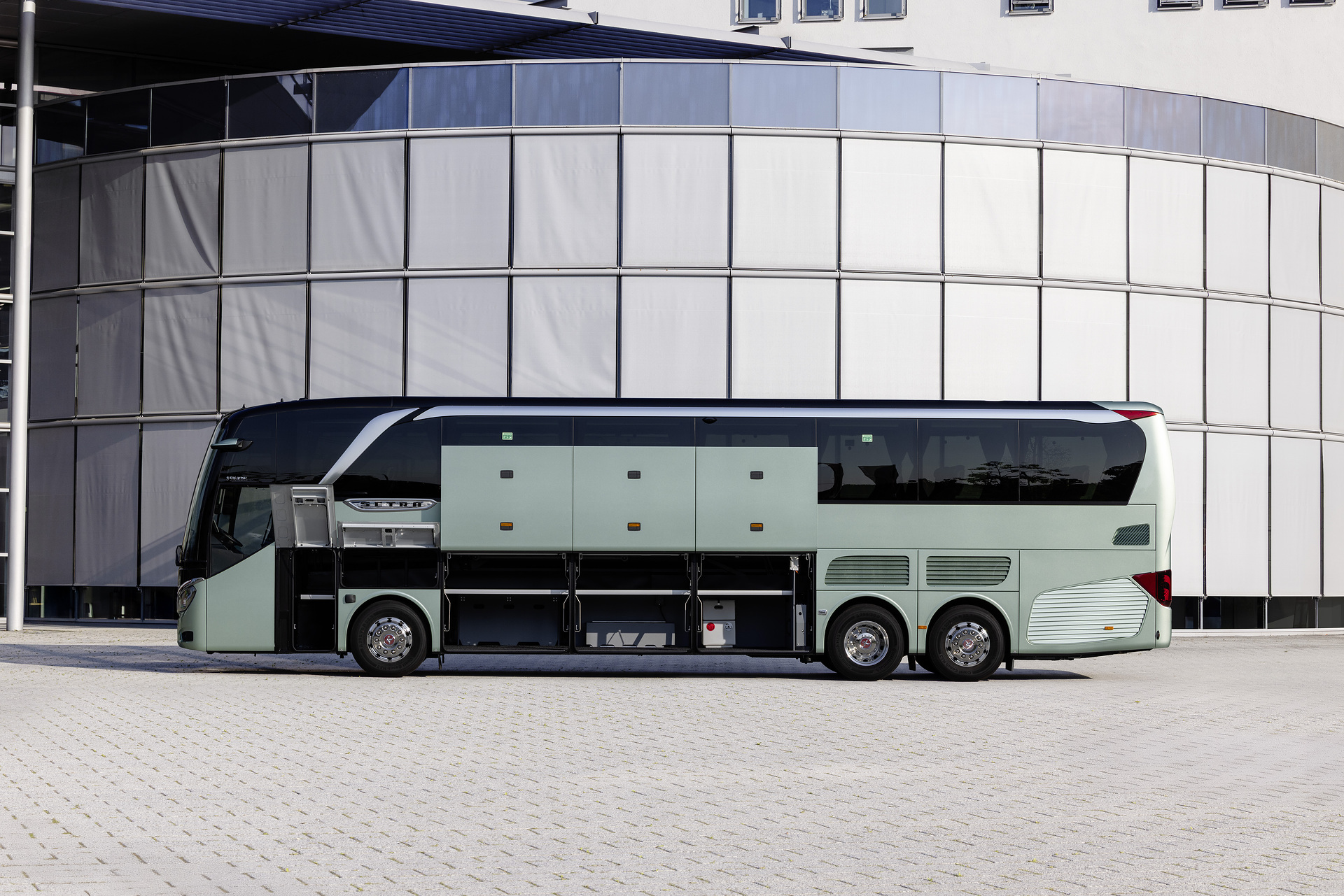 Setra S 516 HDH Test vehicle Setra TopClass S 516 HDH