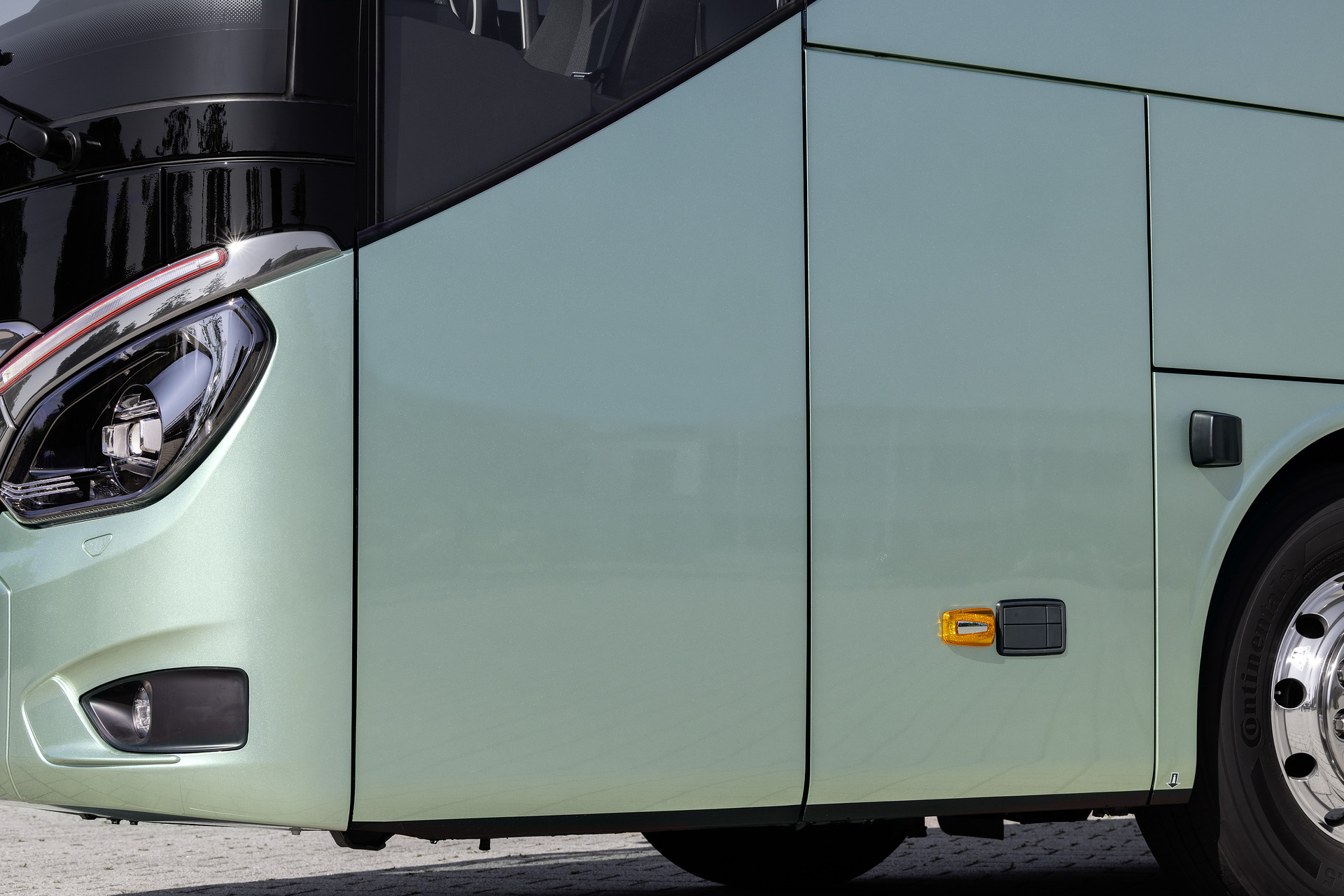 Setra S 516 HDH Test vehicle Setra TopClass S 516 HDH