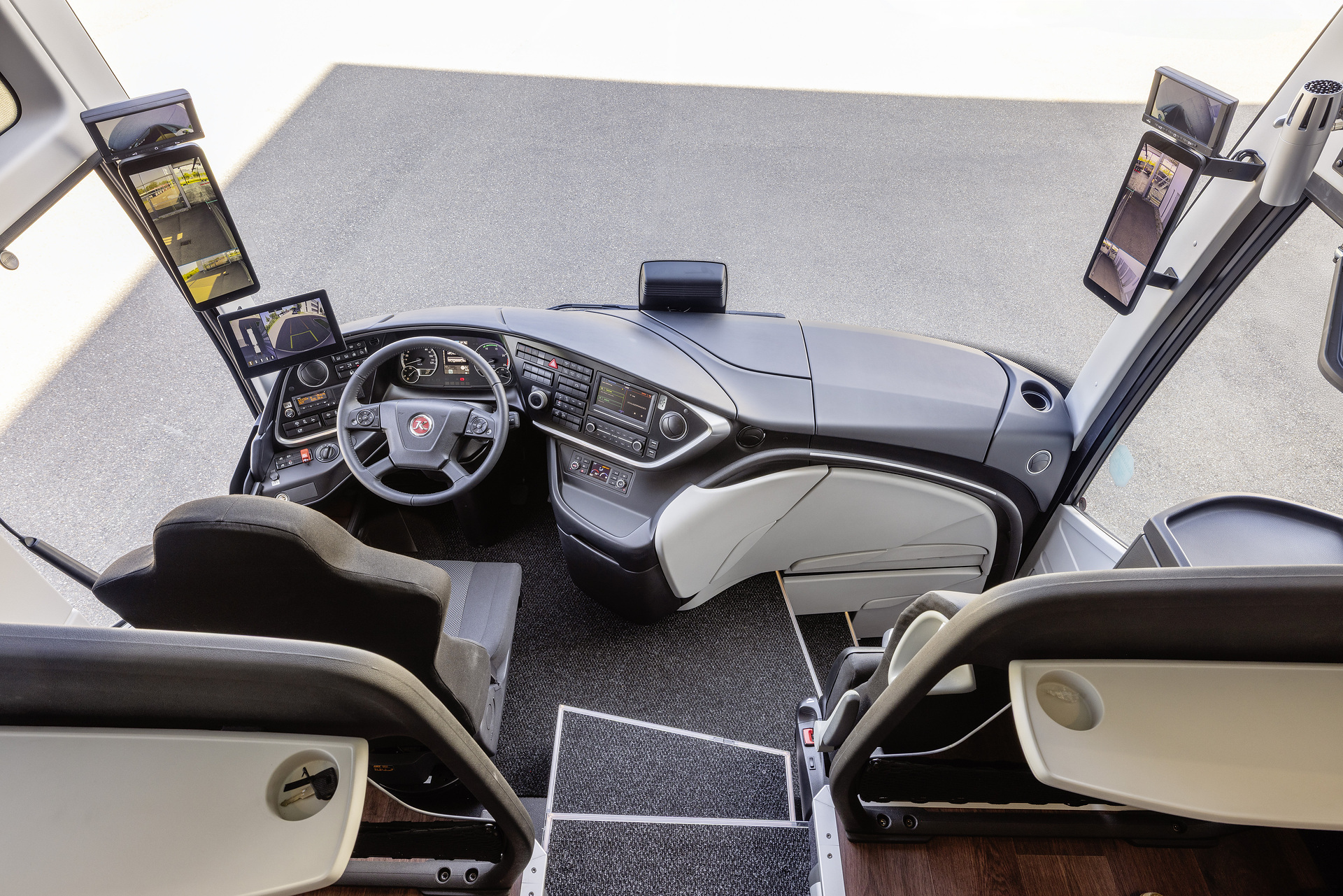 Setra S 516 HDH Test vehicle Setra TopClass S 516 HDH