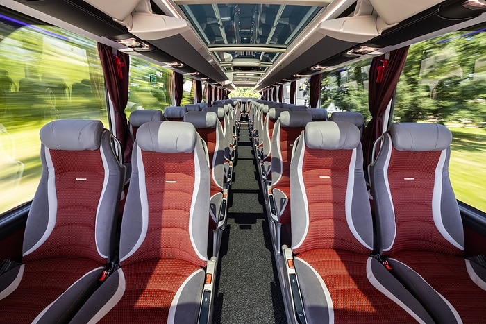 Test vehicle Setra TopClass S 516 HDH
