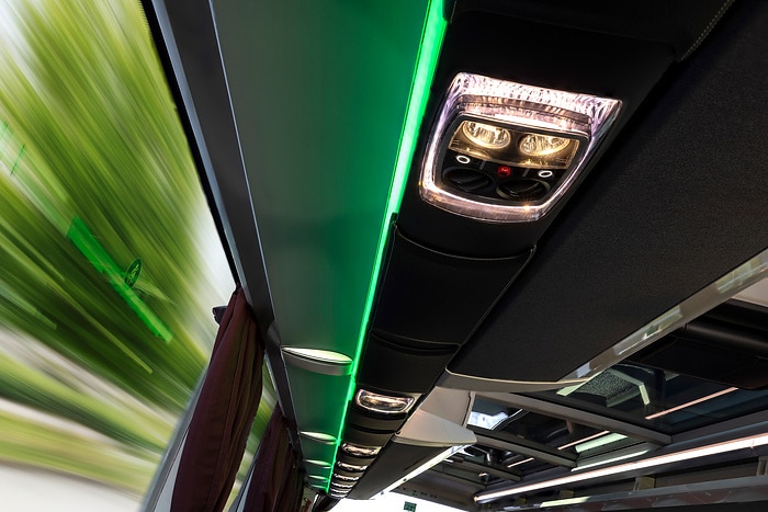 Test vehicle Setra TopClass S 516 HDH