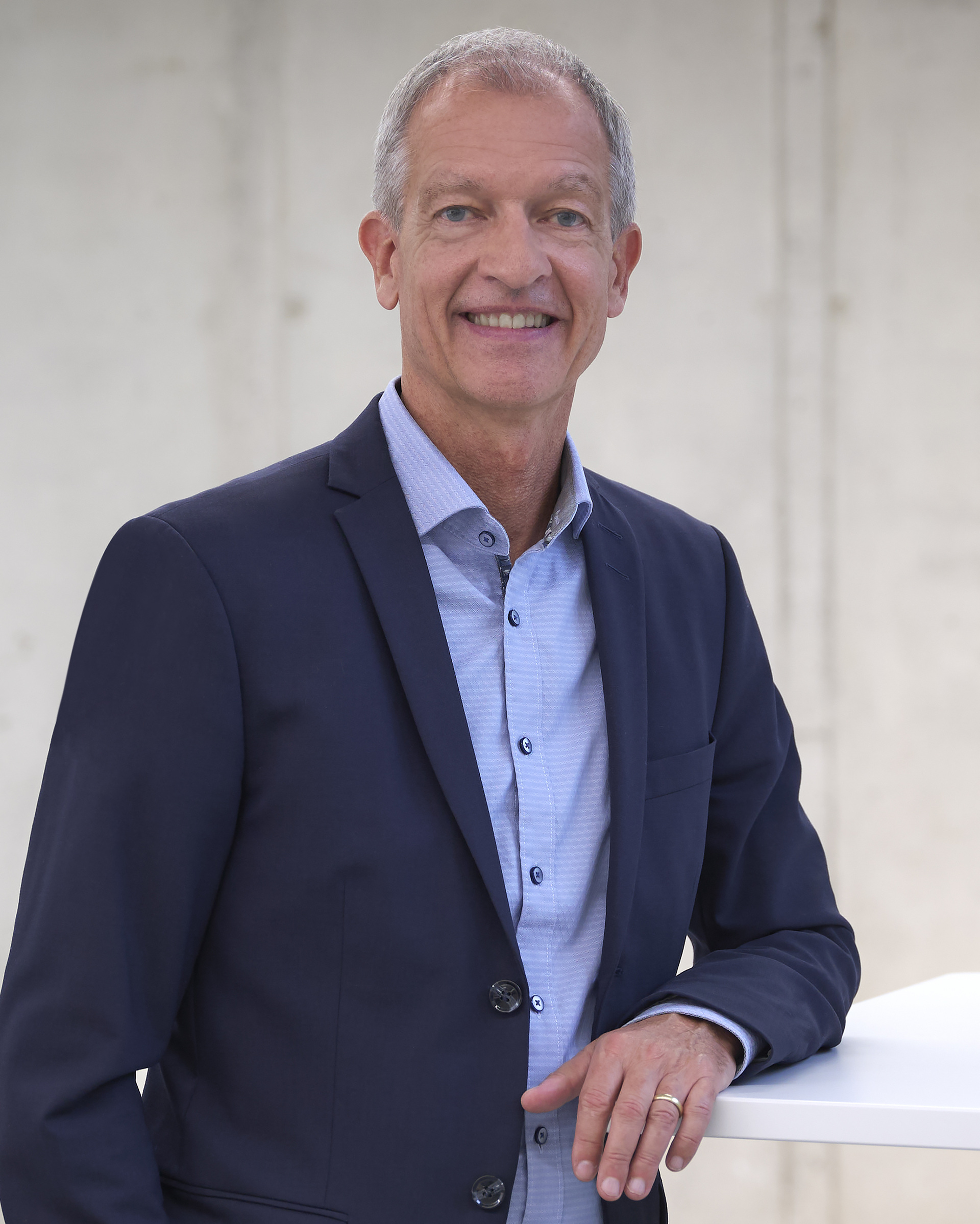 Claus Bässler, Vice President Treasury & Tax at Daimler Truck AG. Marcus Poppe to head Investor Relations and Treasury at Daimler Truck