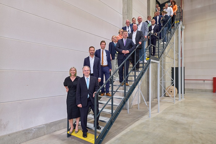 Daimler Truck Global Parts Center: Central logistics hub in Halberstadt officially opened