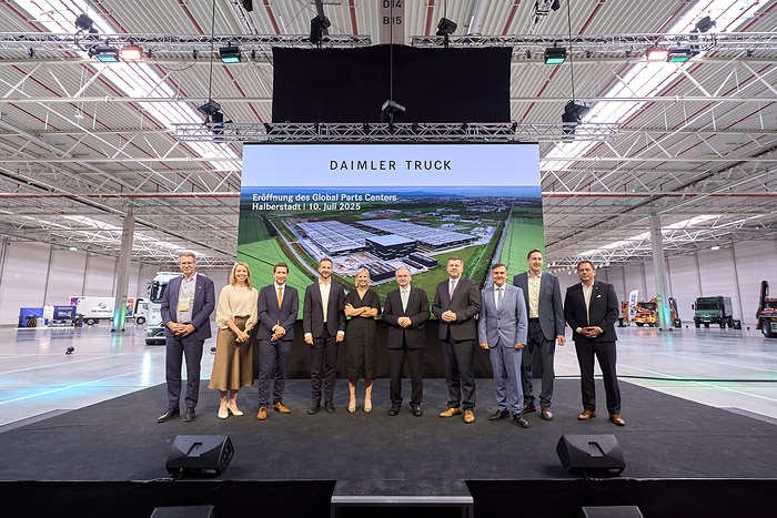 Daimler Truck Global Parts Center: Central logistics hub in Halberstadt officially opened