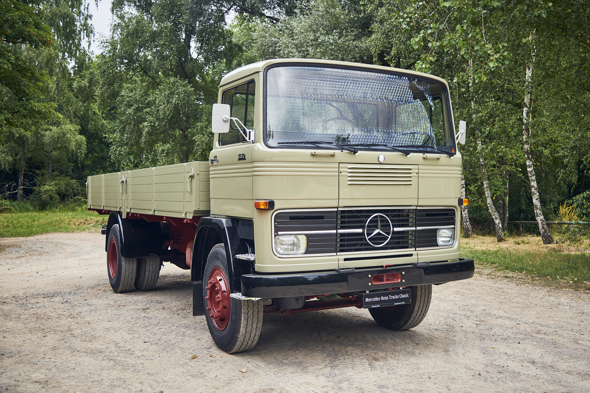 Mercedes-Benz Trucks Construction Vehicles Event in Ötigheim, Germany Mercedes-Benz Trucks: Construction Power for Every Terrain