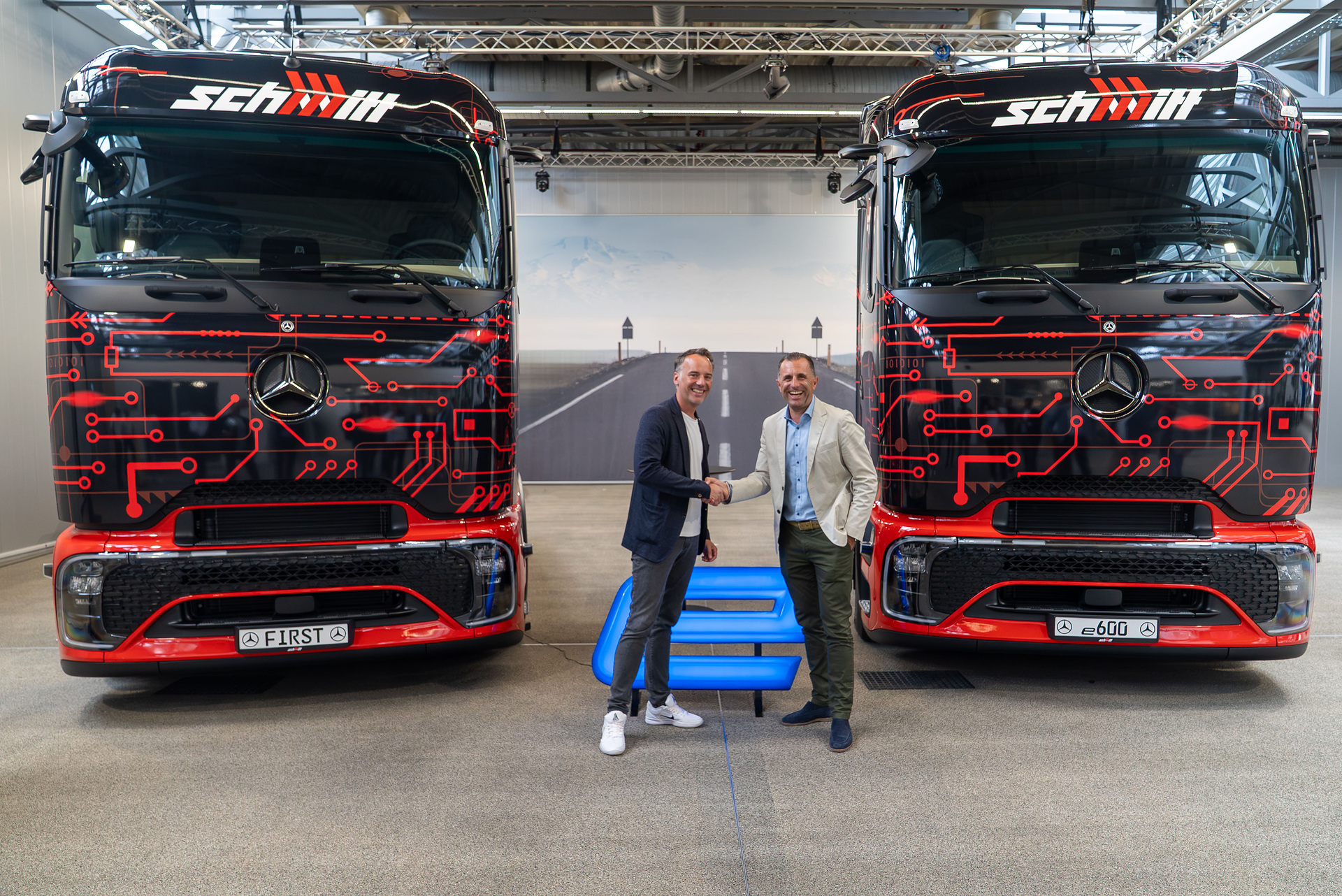 Logistik Schmitt expands electric fleet with Mercedes-Benz eActros 600 Logistik Schmitt expands electric fleet with Mercedes-Benz eActros 600