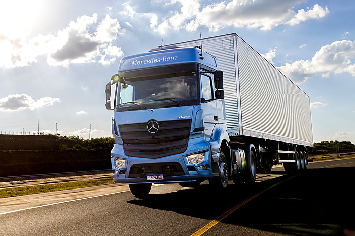 Mercedes-Benz Trucks introduces new extra-heavy truck Axor for Brazilian market