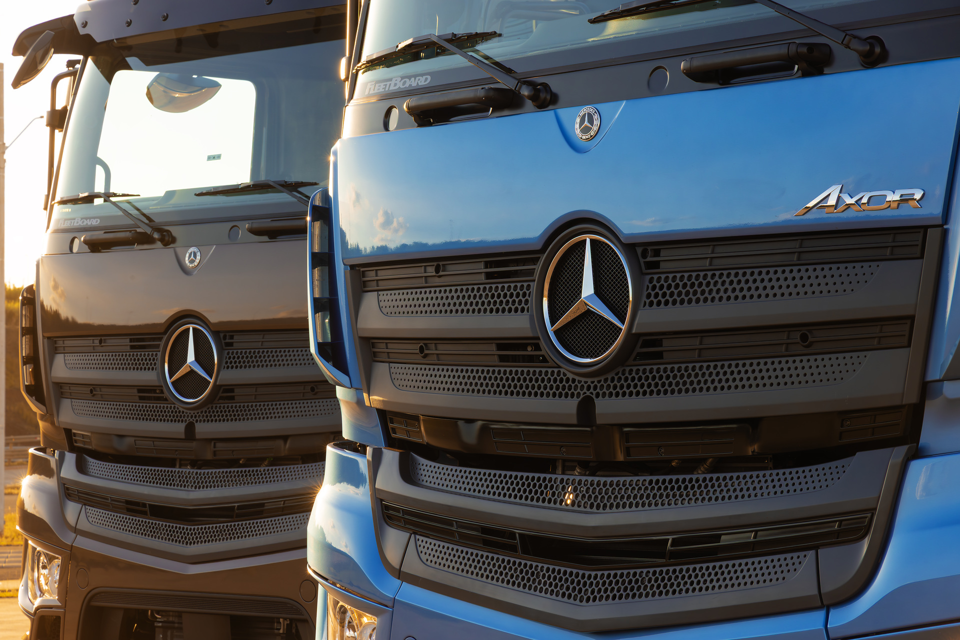 Mercedes-Benz Trucks introduces new extra-heavy truck Axor for Brazilian market