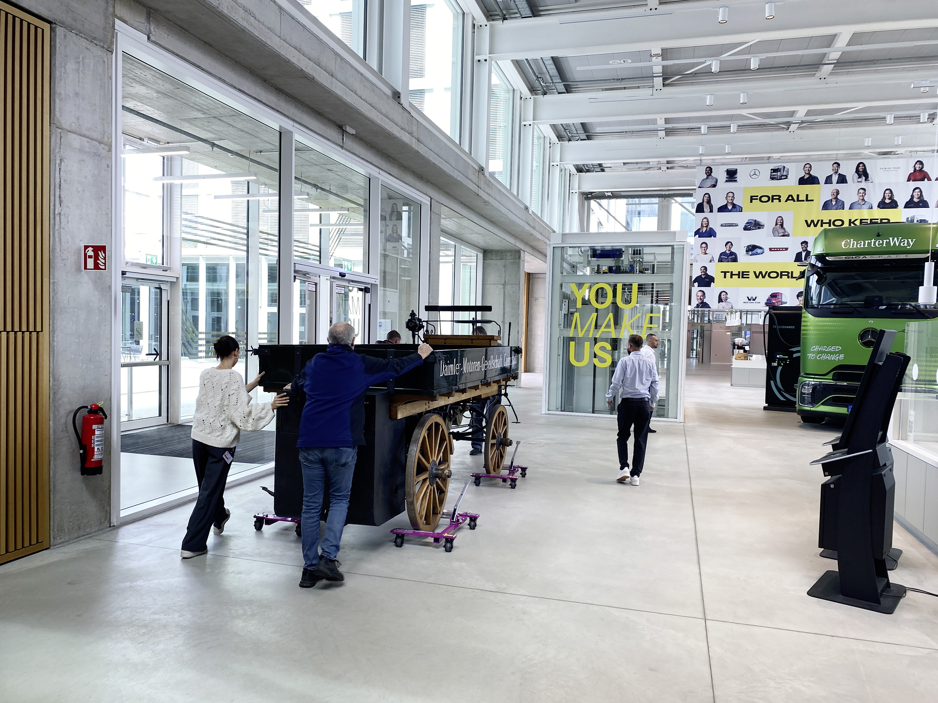 From museum sleep to the road: reproduction of the first truck in history undergoes technical remanufacturing From museum sleep to the road: reproduction of the first truck in history undergoes technical remanufacturing