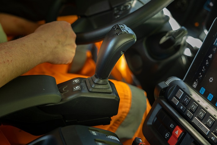 New UNI-TOUCH operating system in daily use: Another Unimog implement carrier joins the Wertheim vehicle fleet