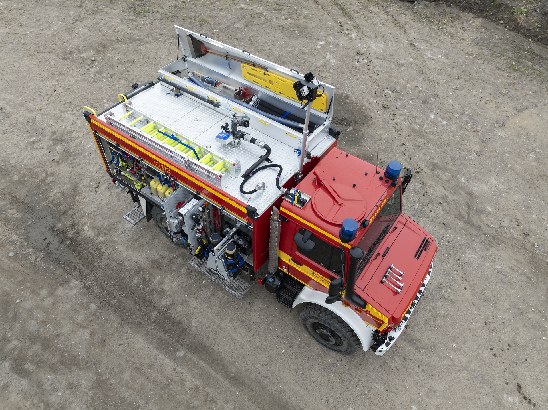 Master of elements: Lünen fire department equipped with Unimog for fires, floods and storms